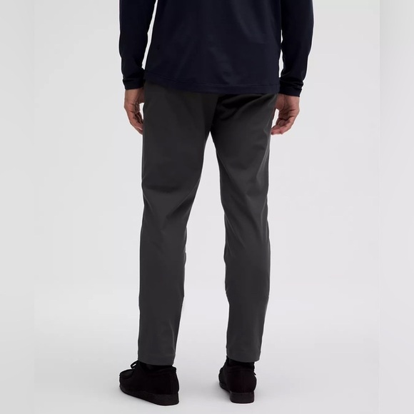 Lululemon ABC Slim-Fit Trouser
Warpstreme ColourObsidian - Picture 3 of 12